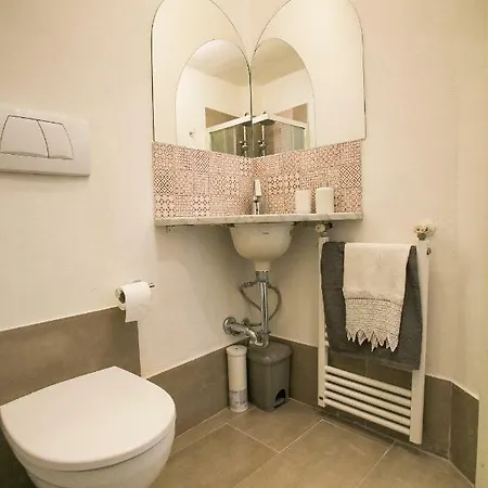 Oda ve Kahvaltı La Finestra Sul Mare Livorno